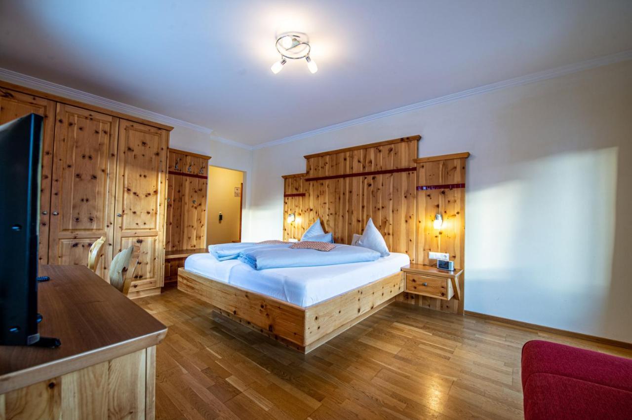 Hotel Raunig Бад-Кляйнкірхгайм Екстер'єр фото
